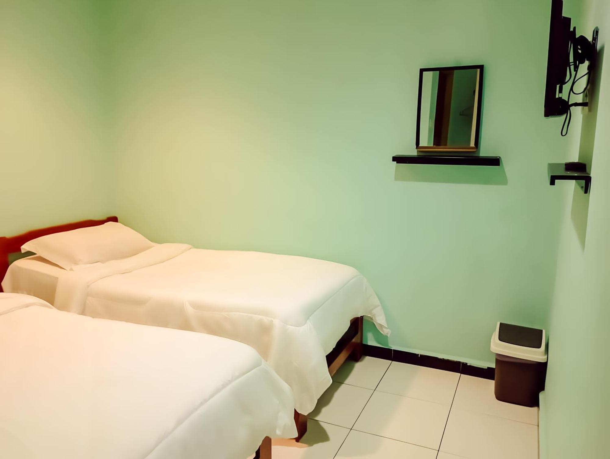 Brilliant Empire Hotel Malacca Exterior photo