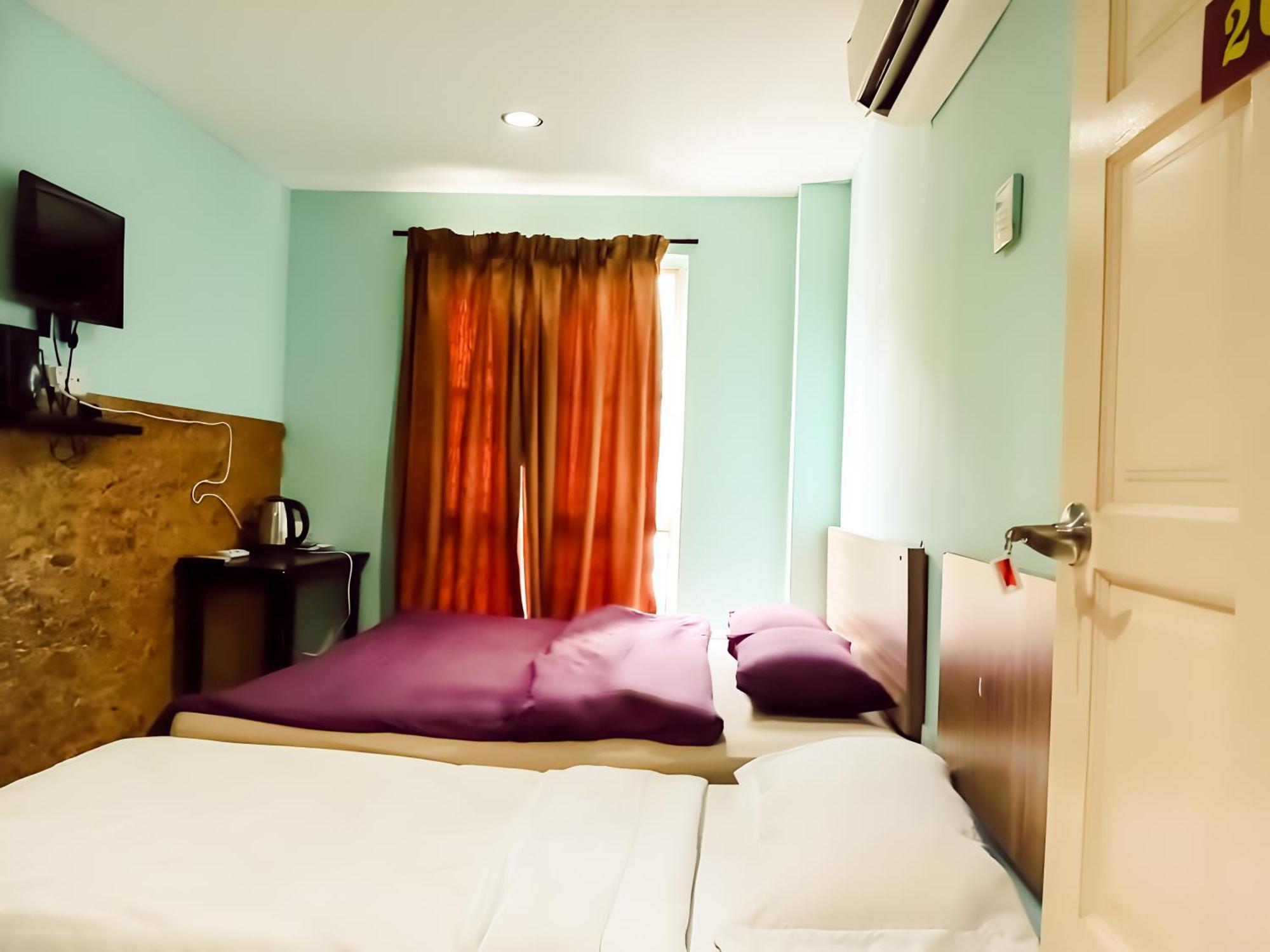 Brilliant Empire Hotel Malacca Exterior photo