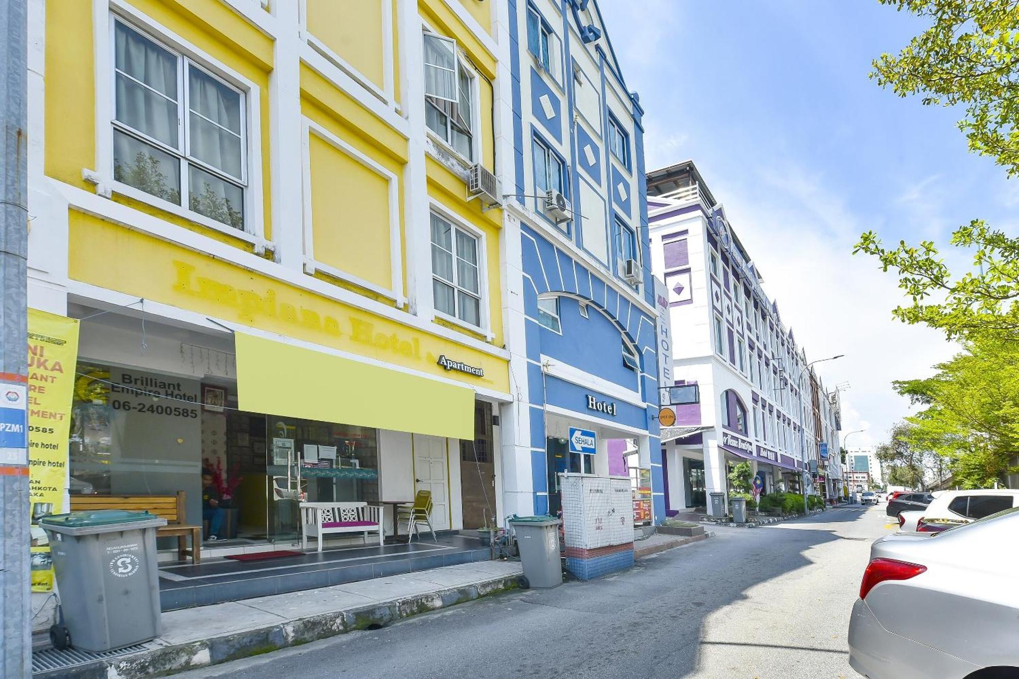 Brilliant Empire Hotel Malacca Exterior photo